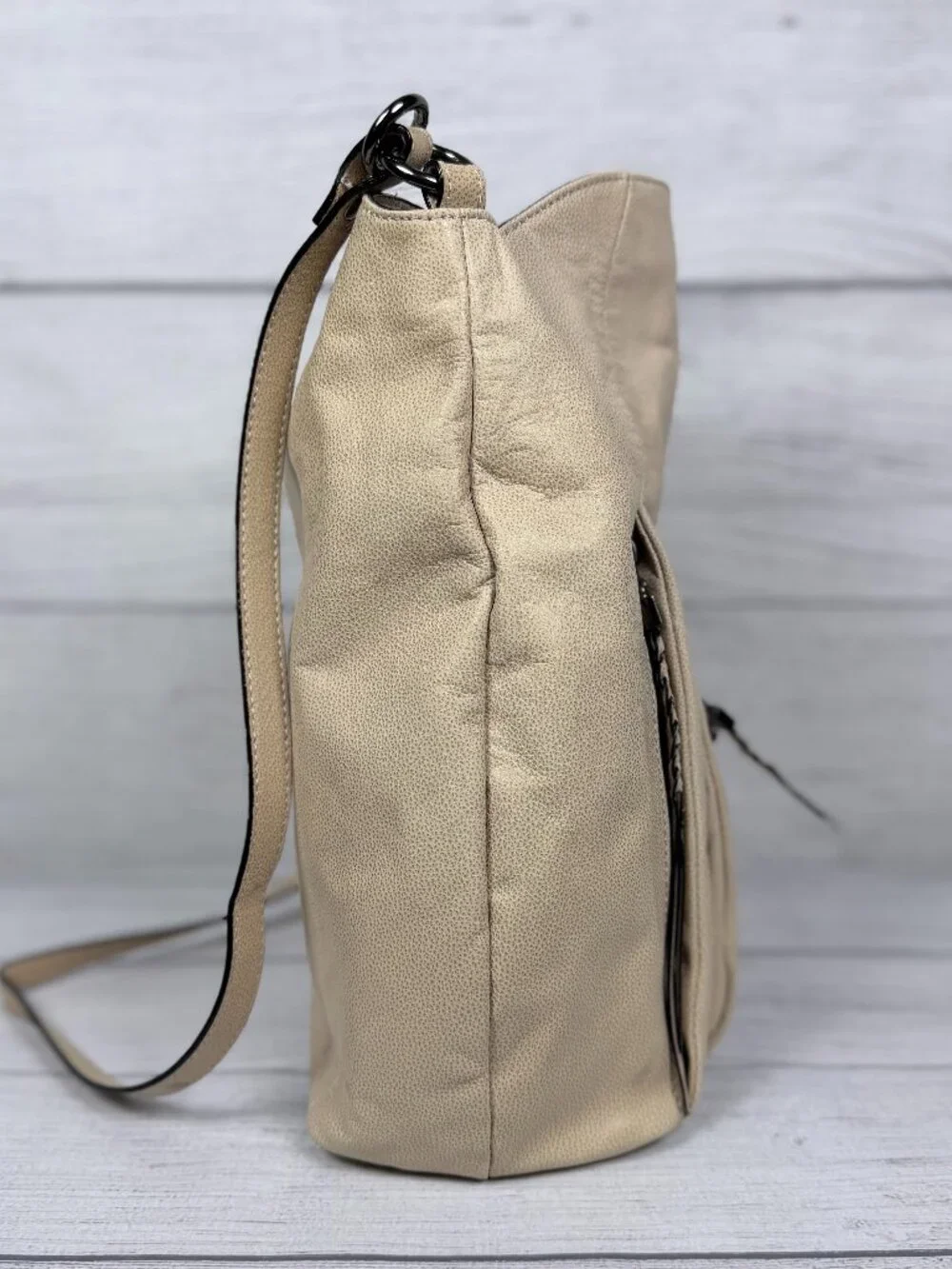 NWT Elliott Lucca Vivien Foldover Hobo Truffle Taupe Leather Bag 👜